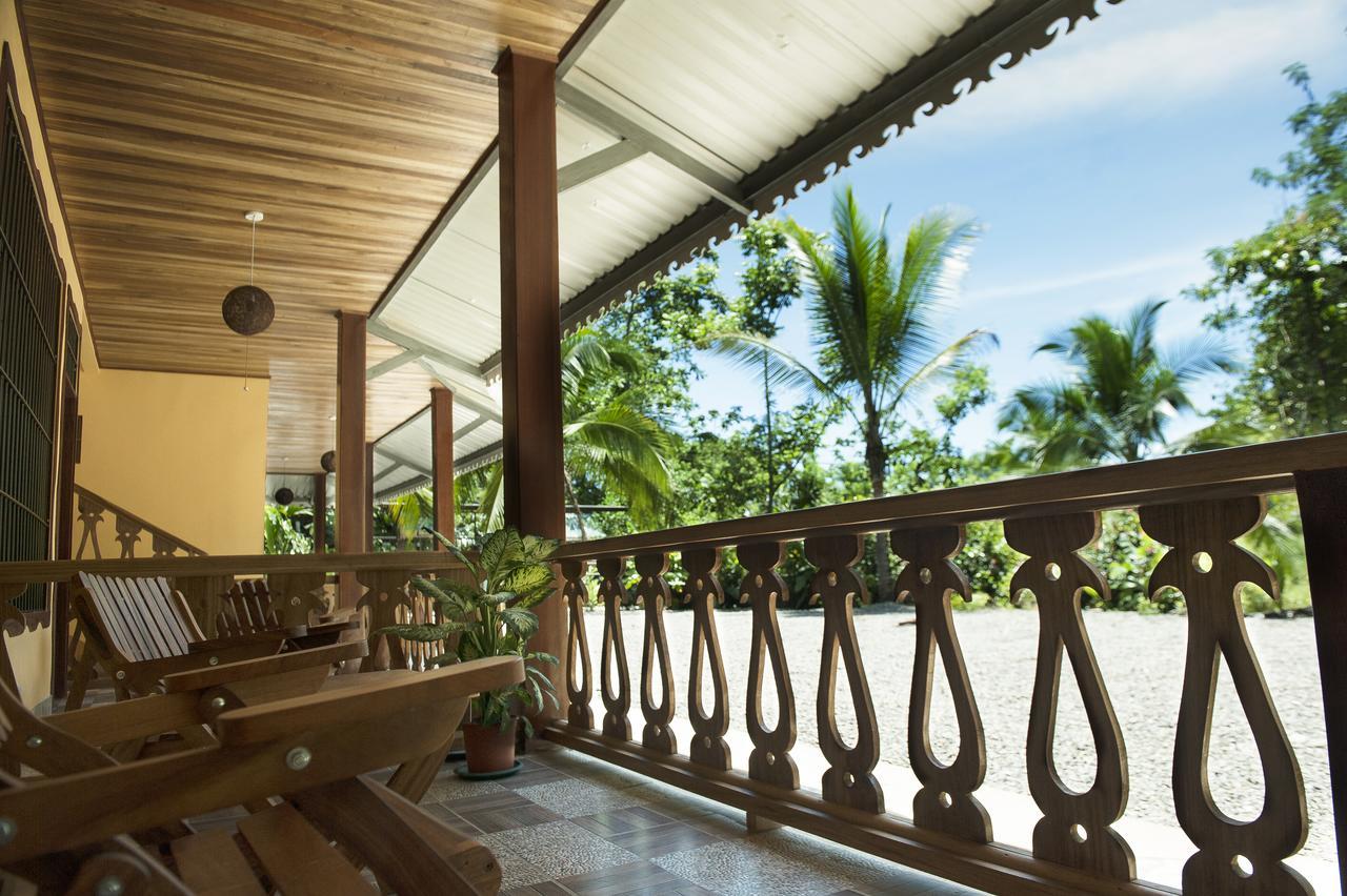Hotel Sunshine Caribe Puerto Viejo de Talamanca エクステリア 写真