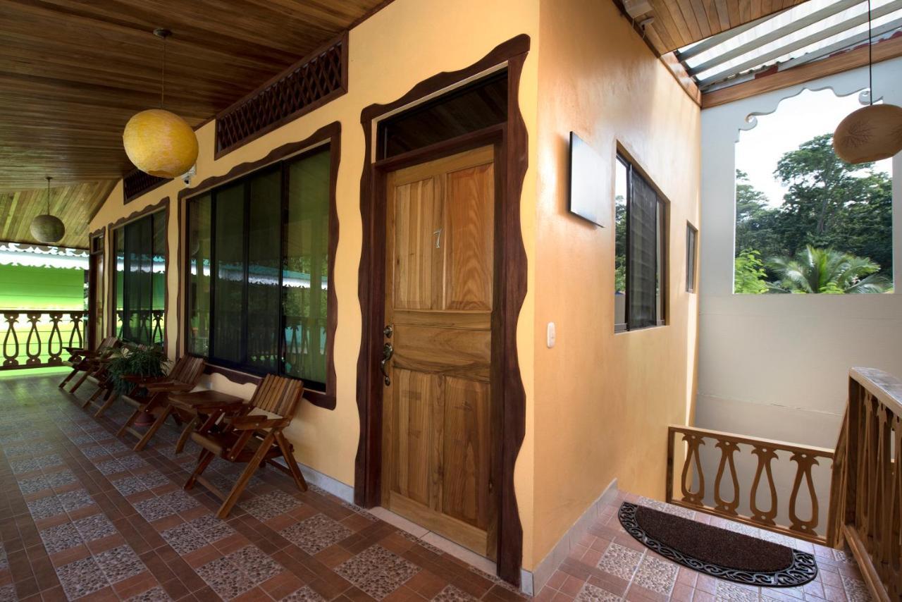Hotel Sunshine Caribe Puerto Viejo de Talamanca エクステリア 写真