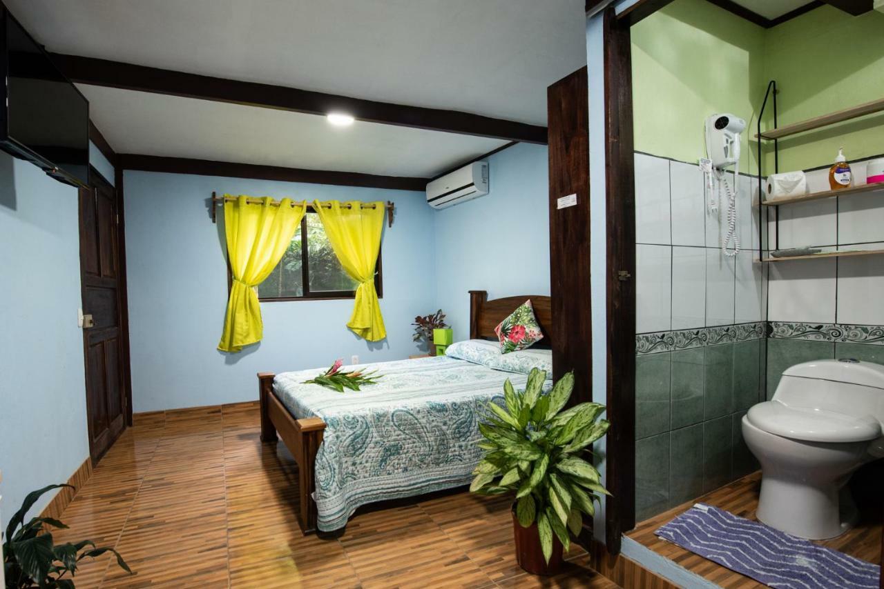 Hotel Sunshine Caribe Puerto Viejo de Talamanca エクステリア 写真