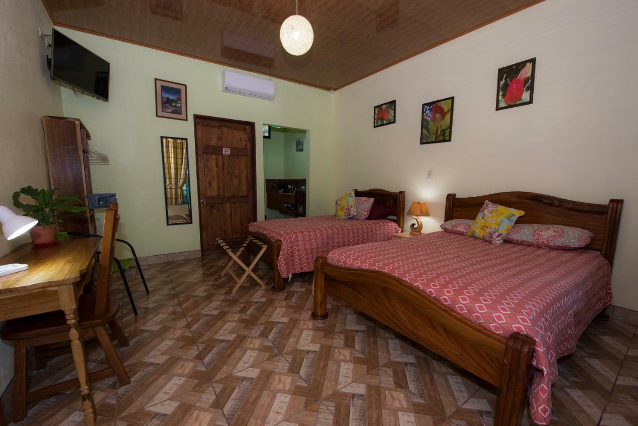 Hotel Sunshine Caribe Puerto Viejo de Talamanca エクステリア 写真