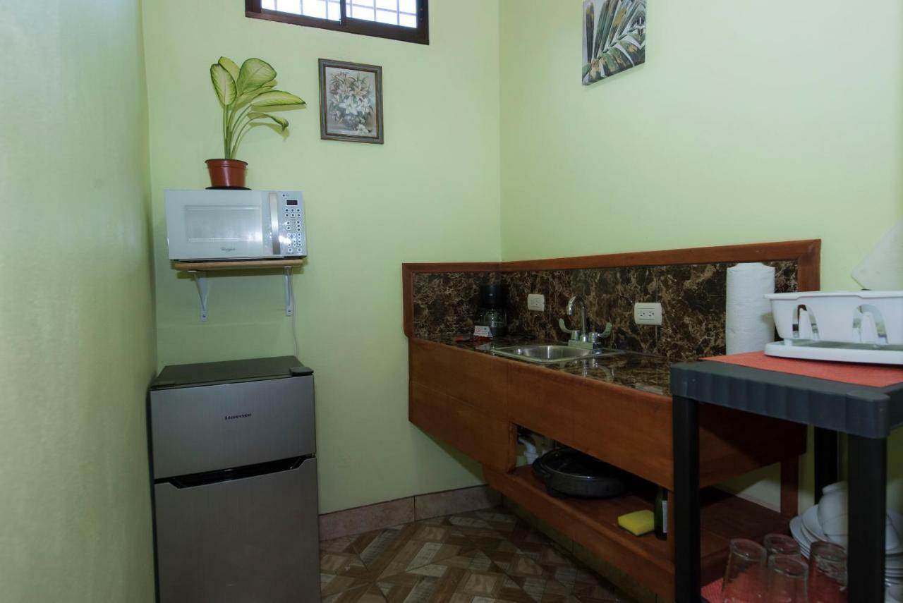 Hotel Sunshine Caribe Puerto Viejo de Talamanca エクステリア 写真